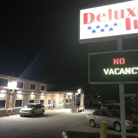 Deluxe Inn Nebraska City Buitenkant foto